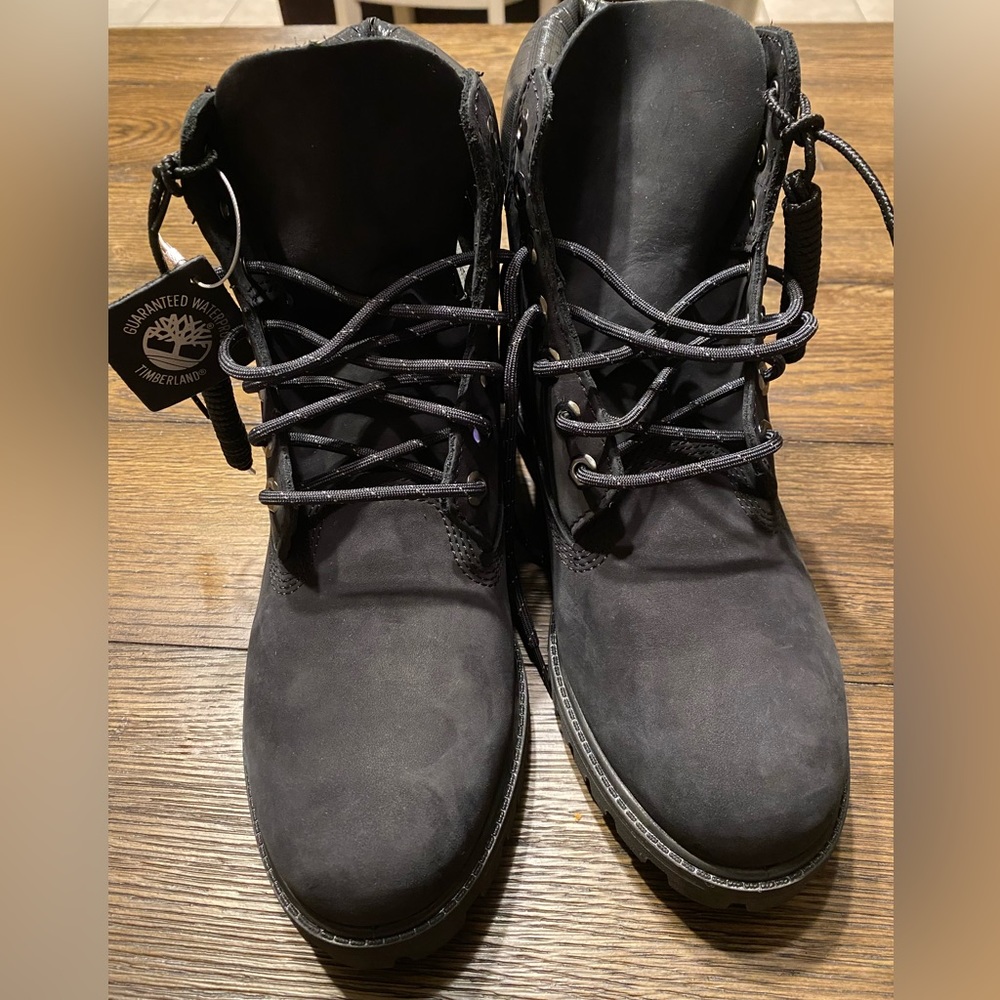 Black Timberlands